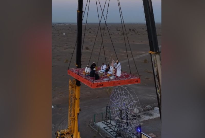 VIDEO: Omani hosts Iftar meal 50 metres above the ground